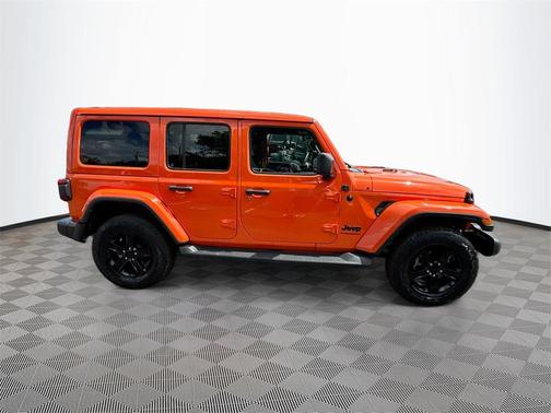 2023 Jeep Wrangler 4-Door Sahara Altitude 4x4