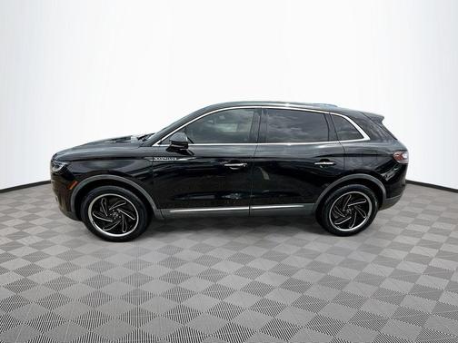 Black Metallic 2019 Lincoln Nautilus Reserve