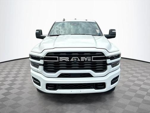 2025 RAM 2500 Big Horn Crew Cab 4x2 6'4' Box