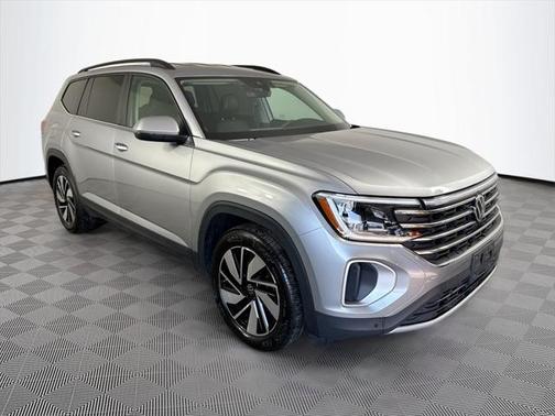 2024 Volkswagen Atlas 2.0T SE w/Technology 4MOTION