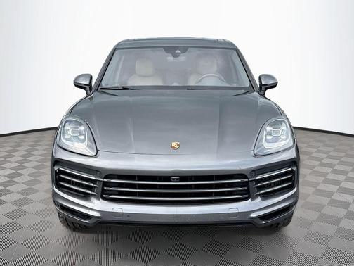 Grey 2019 Porsche Cayenne S