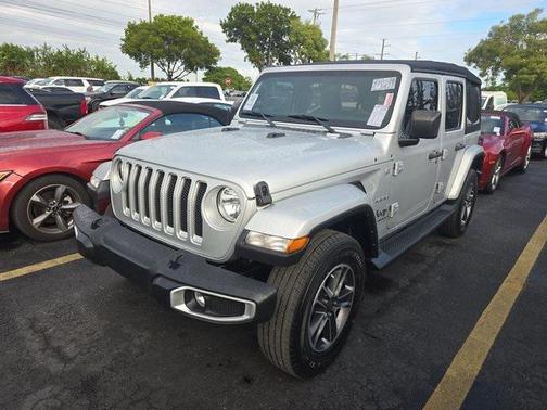 2023 Jeep Wrangler 4-Door Sahara 4x4