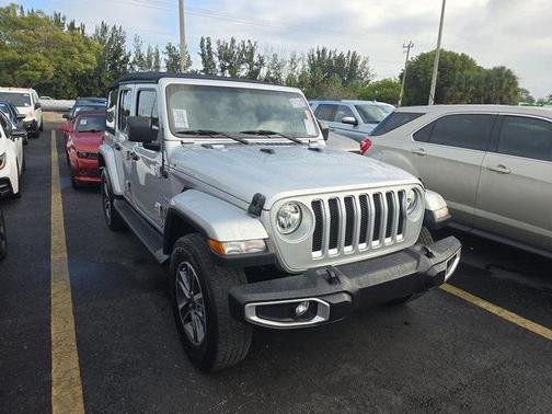 2023 Jeep Wrangler 4-Door Sahara 4x4