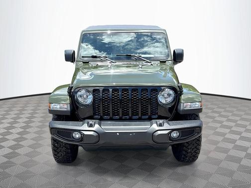 Sarge Green Clearcoat 2022 Jeep Gladiator Sport