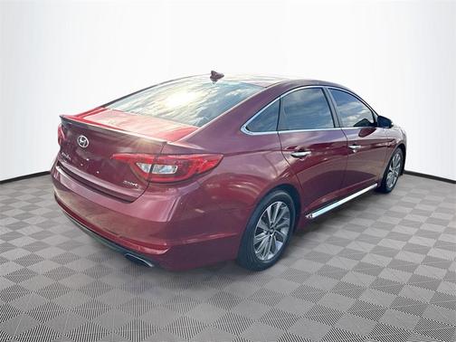 2016 Hyundai SONATA Sport