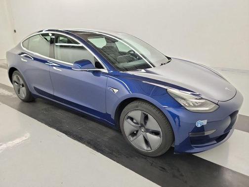 2020 Tesla Model 3 Standard Range