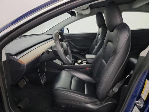 2020 Tesla Model 3 Standard Range