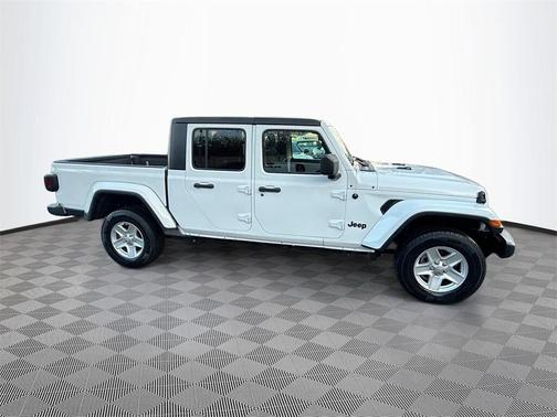 2023 Jeep Gladiator Sport S