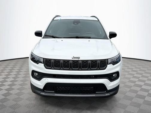 Bright White Clearcoat 2026 Jeep Compass Latitude