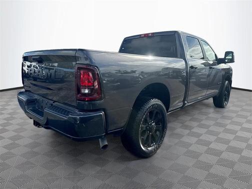 2026 RAM 2500 Big Horn Crew Cab 4x2 6'4' Box