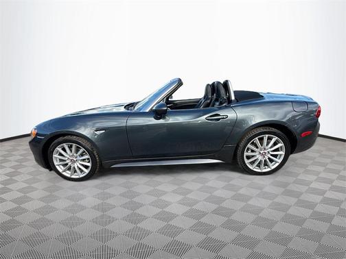 2017 FIAT 124 Spider Base
