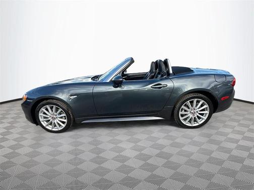 2017 FIAT 124 Spider Base