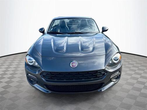 2017 FIAT 124 Spider Base