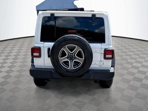 Bright White Clearcoat 2022 Jeep Wrangler Unlimited Sport