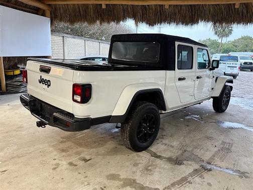 2021 Jeep Gladiator Sport S