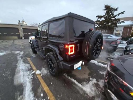 2023 Jeep Wrangler 4xe Sahara