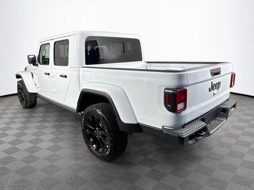 2025 Jeep Gladiator Nighthawk