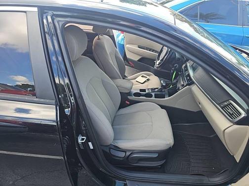 Ebony Black 2018 Kia Optima LX