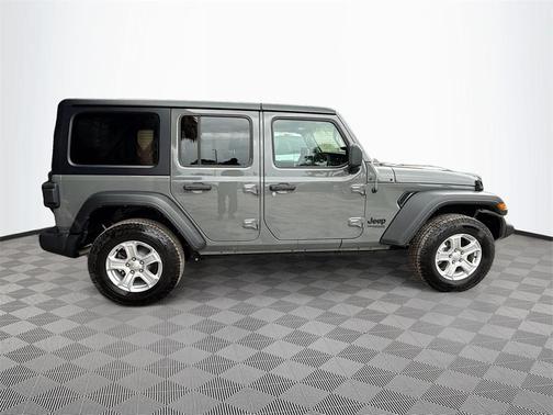 2022 Jeep Wrangler Unlimited Sport