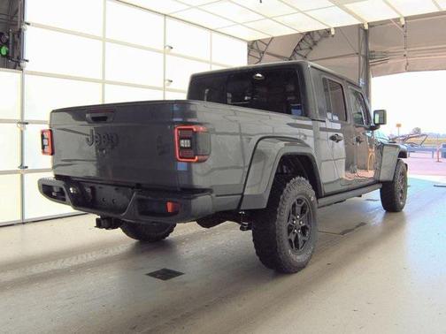 2021 Jeep Gladiator Willys 4x4