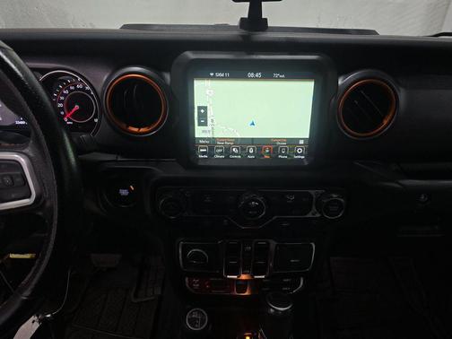 Black Clearcoat 2021 Jeep Gladiator Mojave 4x4