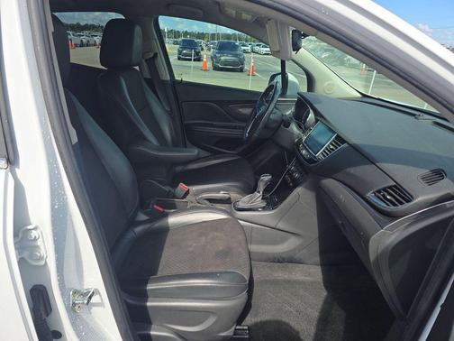 Summit White 2019 Buick Encore Preferred