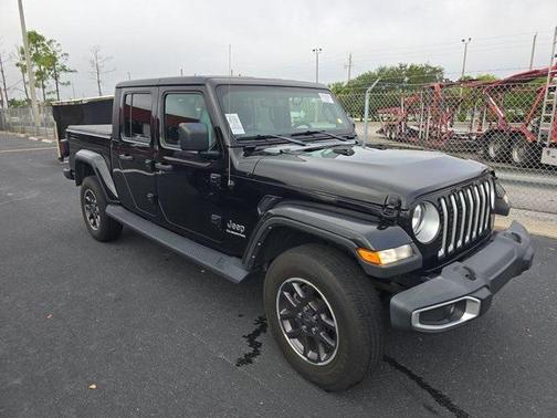 2022 Jeep Gladiator Overland