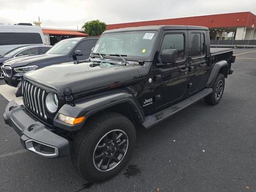 2022 Jeep Gladiator Overland