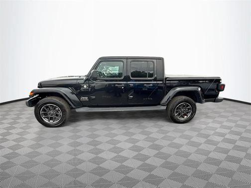 2022 Jeep Gladiator Overland