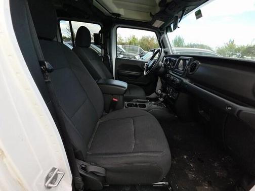 2022 Jeep Gladiator Willys 4x4