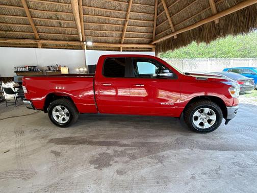 Flame Red Clearcoat 2019 RAM 1500 Big Horn