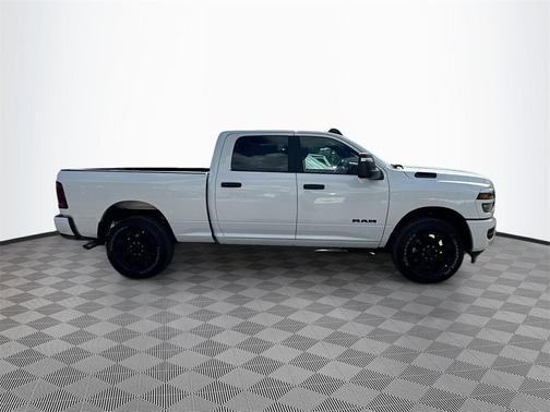 2026 RAM 2500 Big Horn Crew Cab 4x2 6'4' Box
