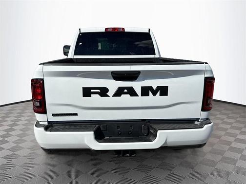 2026 RAM 2500 Big Horn Crew Cab 4x2 6'4' Box