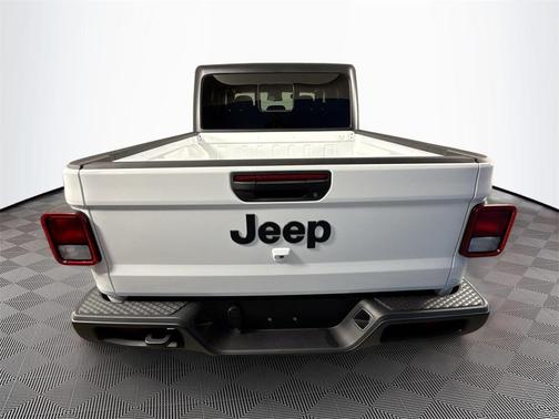 2025 Jeep Gladiator Sport S