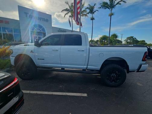 Bright White Clearcoat 2024 RAM 2500 Big Horn