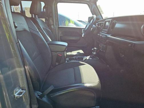 2021 Jeep Gladiator Freedom 4x4