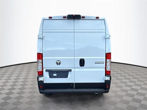 2026 RAM ProMaster 3500 Window Van High Roof