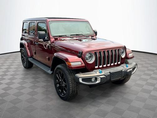 Snazzberry Pearlcoat 2022 Jeep Wrangler Unlimited 4xe Sahara