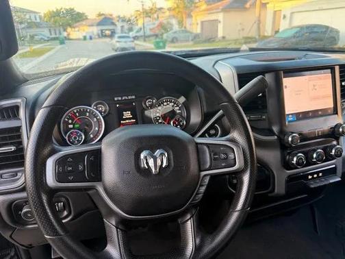 2024 RAM 3500 Tradesman Crew Cab 4x4 8' Box