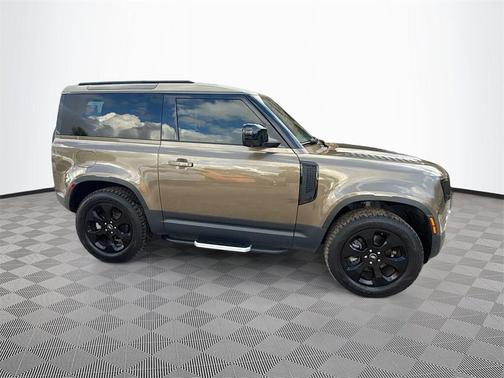 2022 Land Rover Defender 90 Standard