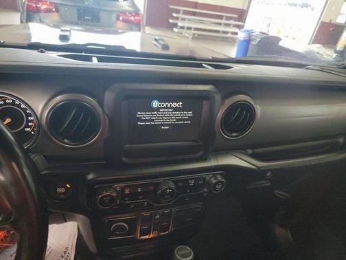 2021 Jeep Gladiator Sport S