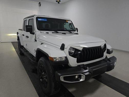 2022 Jeep Gladiator Sport S