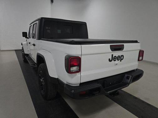2022 Jeep Gladiator Sport S