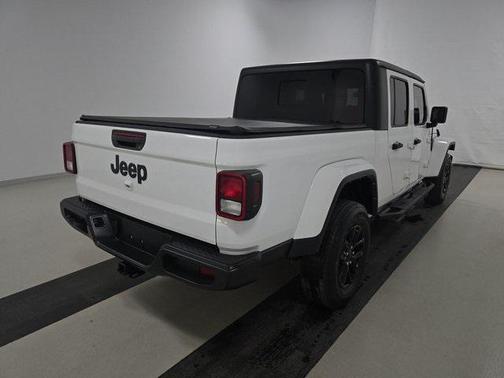 2022 Jeep Gladiator Sport S
