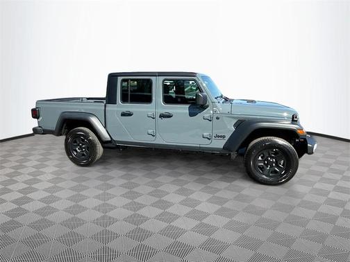 2026 Jeep Gladiator Sport