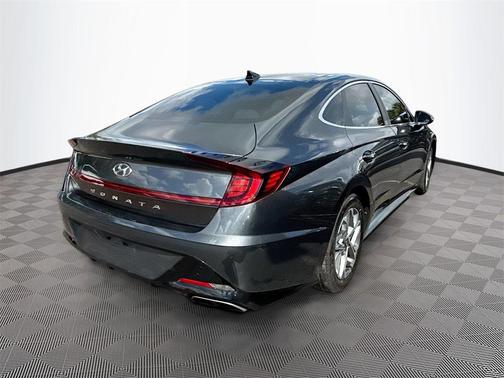 2022 Hyundai SONATA SEL