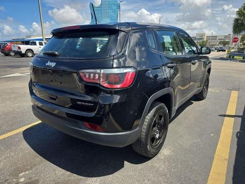 2018 Jeep Compass Sport