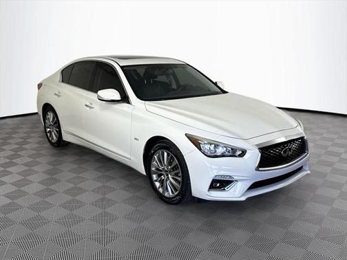 2018 INFINITI Q50 2.0t LUXE