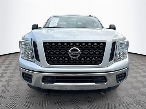 2019 Nissan Titan XD SV