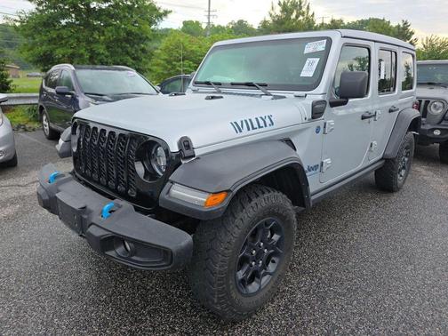 Silver Zynith Clearcoat 2023 Jeep Wrangler 4xe Base